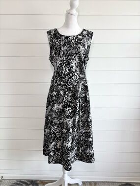 Chaps Black and White Patterned Sleeveless Midi Dress Size 12